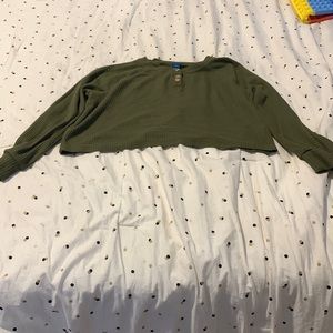 Green Long sleeve crop top